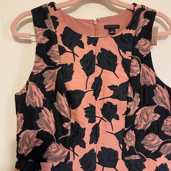 Ann Taylor | Mauve Pink & Black Floral Fit & Flare Dress 10 - Picture 2 of 6